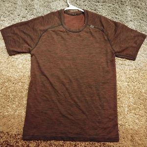 Lululemon men's t-shirt